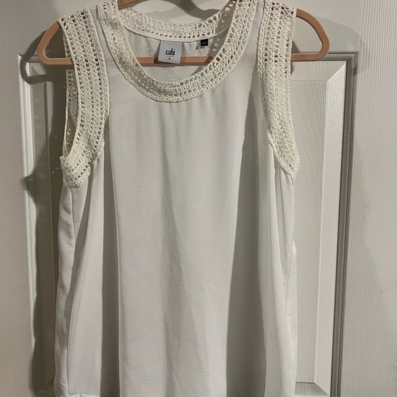 CAbi #5042 S Marisa Top Ivory Crocheted Lace Tank Comfy Soft material NWOT - Picture 3 of 6